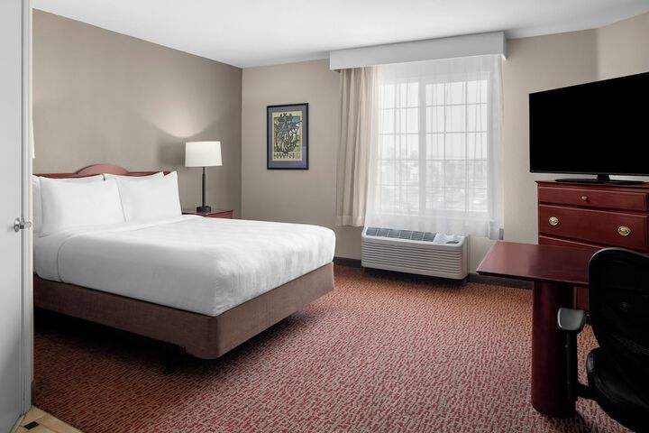 Room 21 of 28
