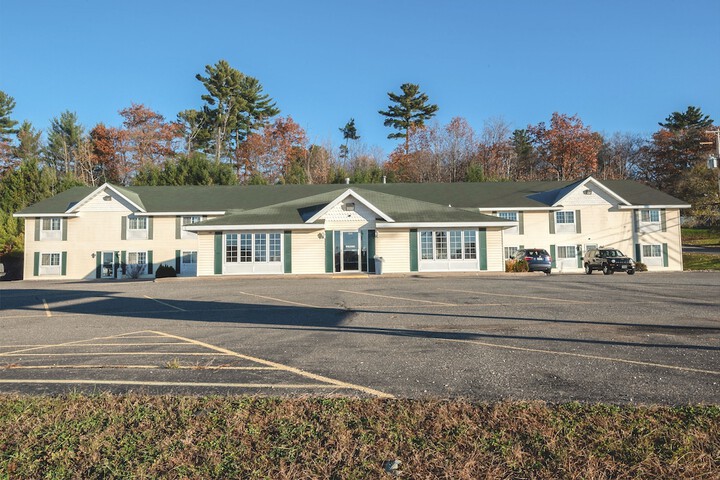 Mountain Host Motor Inn