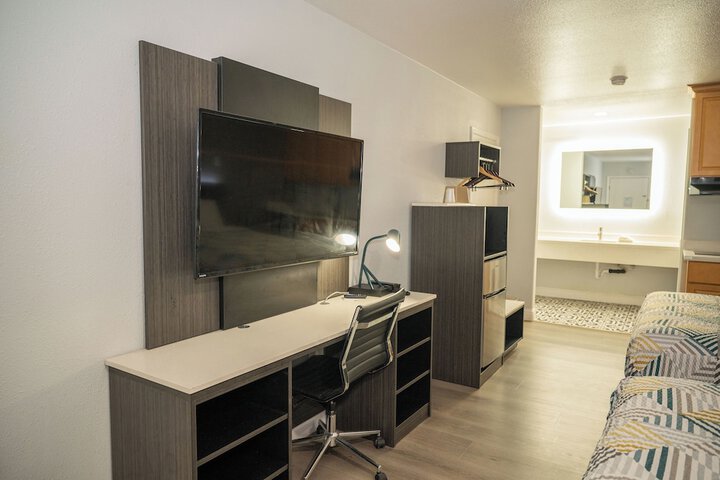 Motel 6 Soledad CA