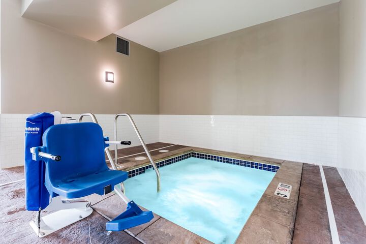 Spa 50 of 52