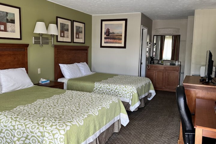 Room 15 of 34