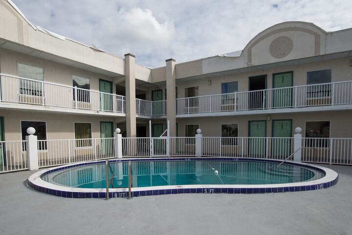 Pool 7 of 46