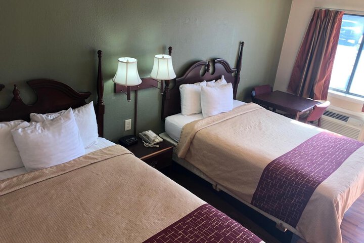 Room 44 of 68
