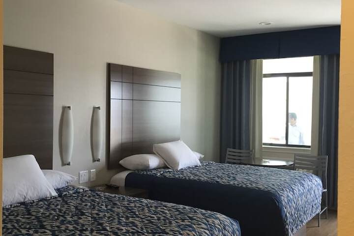 Room 32 of 36