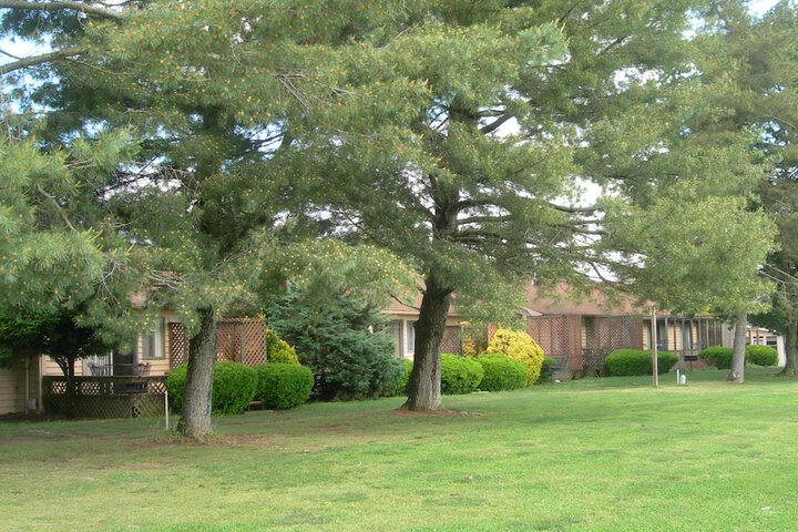 Baneberry Golf and Resort