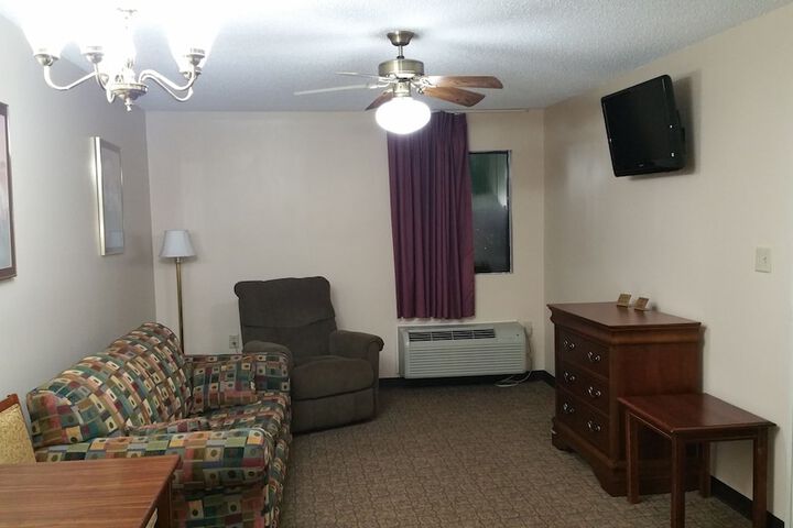 Briarwood Inn