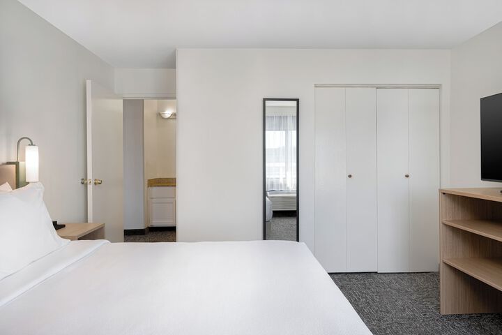 Room 14 of 31