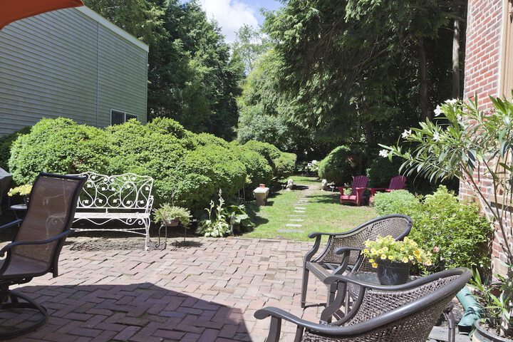 Terrace/Patio 32 of 37