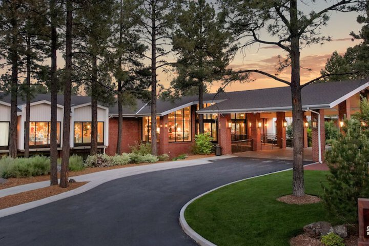 Little America Flagstaff