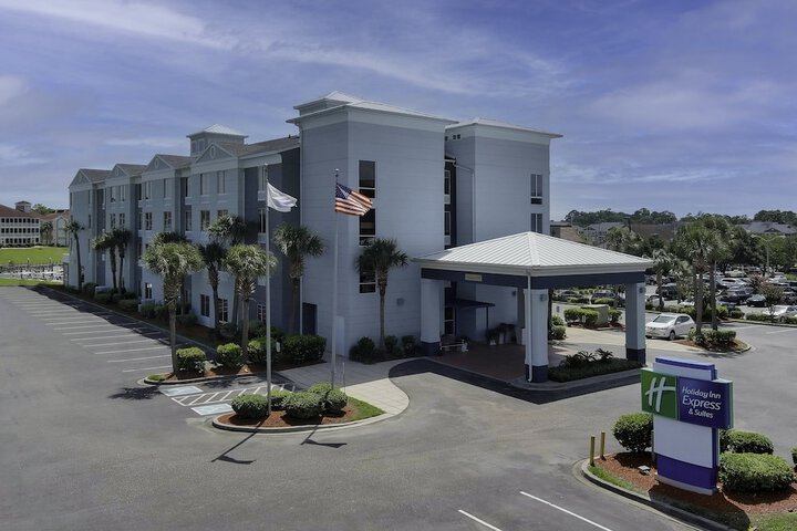 Holiday Inn Express N.Myrtle Beach- Little River by IHG