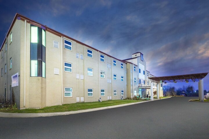 Hotel 2 of 18