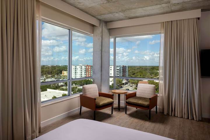 Hotel Melby Downtown Melbourne Tapestry Collection by Hilton