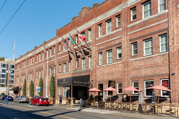 Hotel 5 of 40