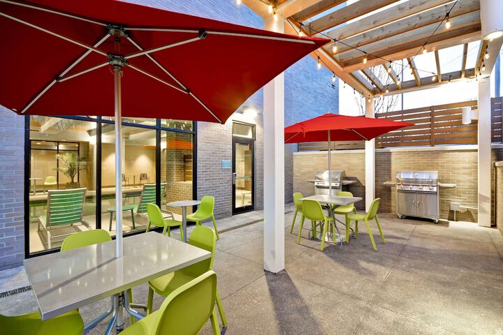 Terrace/Patio 40 of 45