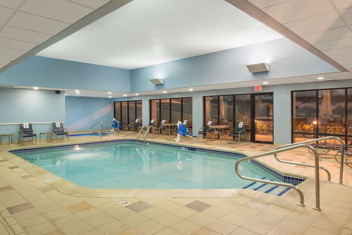 Pool 2 of 33
