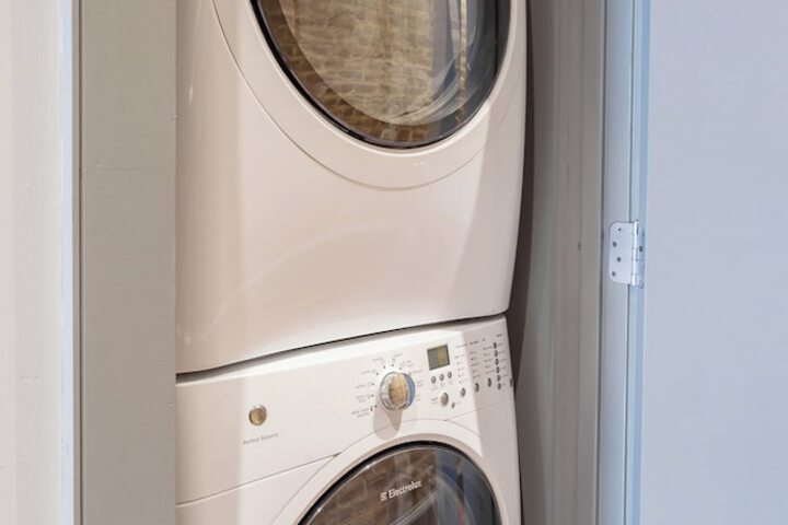 Laundry 465 of 488