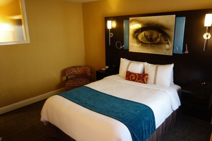 Room 35 of 54