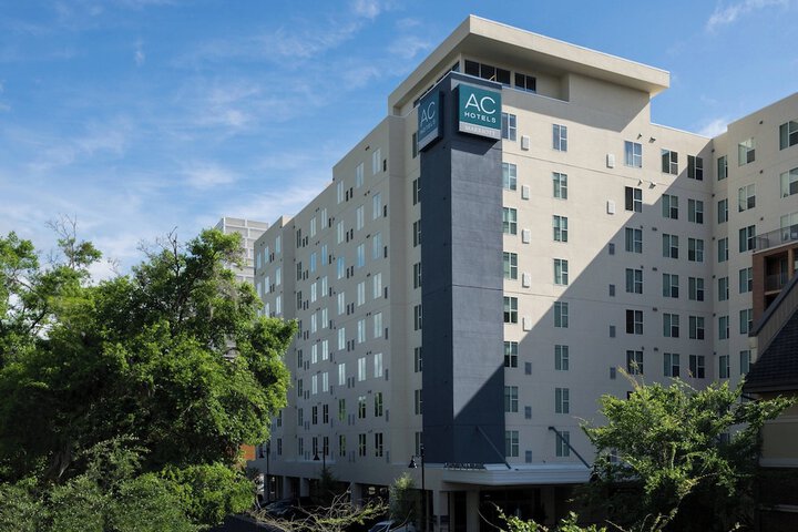 Hotel 2 of 48