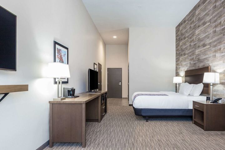 Room 19 of 50