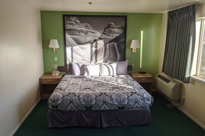 Room 39 of 49