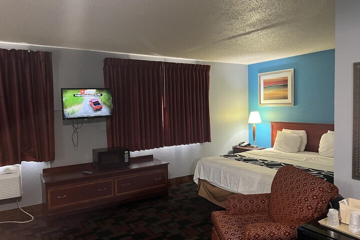 Rodeway Inn Whitehall
