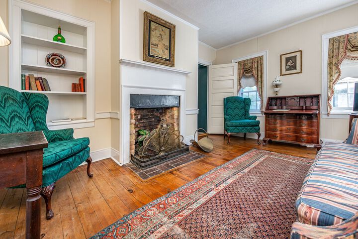 Wayside Inn