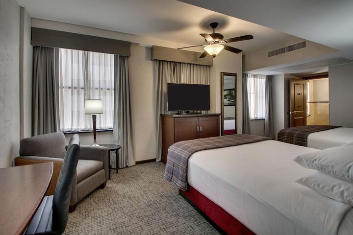 Room 123 of 168