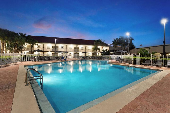 Pool 7 of 42