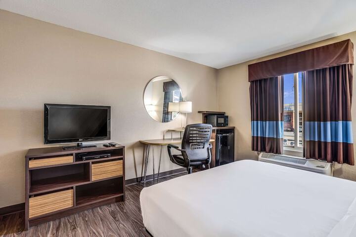 Room 21 of 29