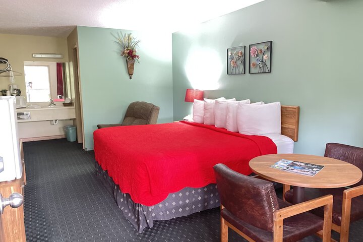 Room 34 of 43