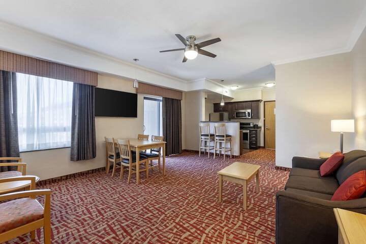 Best Western Plus Cobourg Inn & Convention Centre