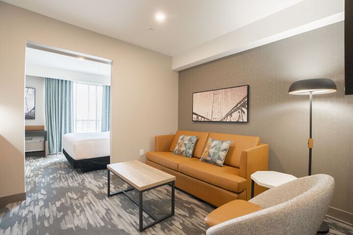 Sandman Signature Dartmouth Hotel & Suites