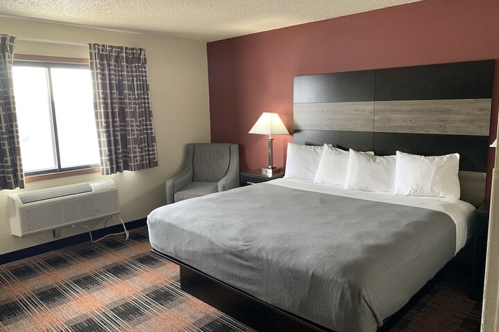 Room 25 of 39