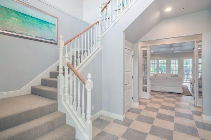 The Palm and Shell Captiva Island Private Luxury Home With Pool hot tub and Beach Access