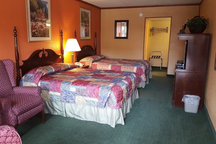 Room 18 of 30