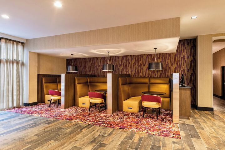 Courtyard by Marriott Winston - Salem Downtown