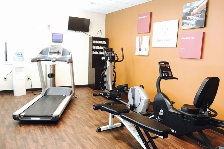 Comfort Suites Twinsburg