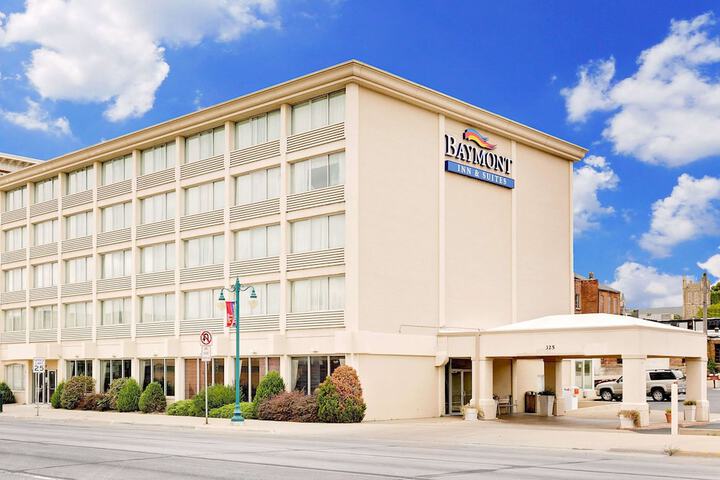 Hotel 1 of 44