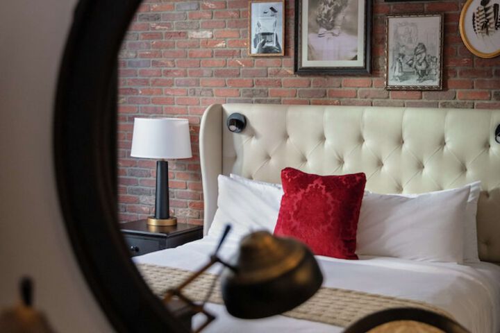 Room 20 of 47