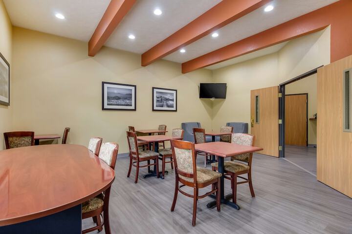 Americas Best Value Inn & Suites Independence VA