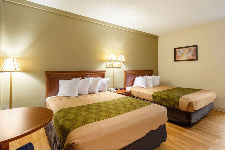 Room 17 of 29