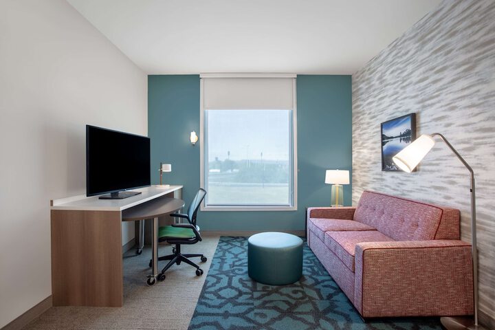 Room 19 of 38