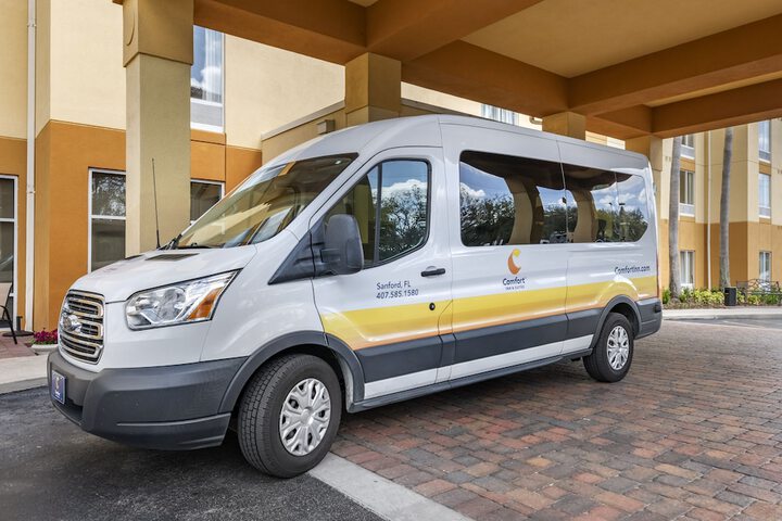 Comfort Inn & Suites Orlando North