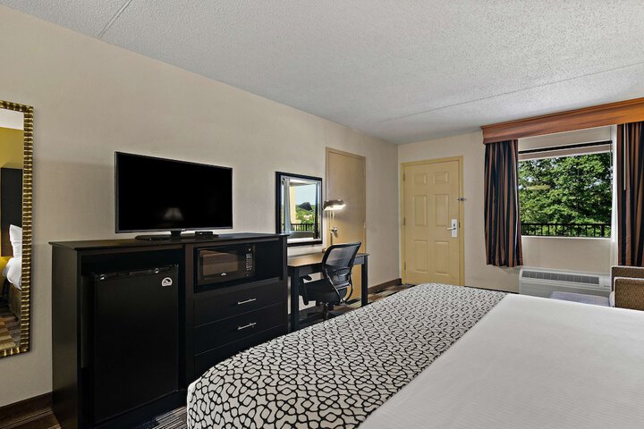 Room 19 of 39