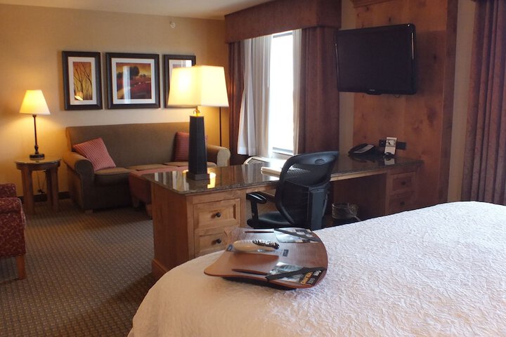 Hampton Inn & Suites Buffalo