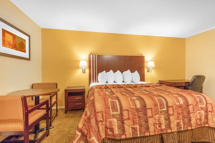 Room 19 of 36