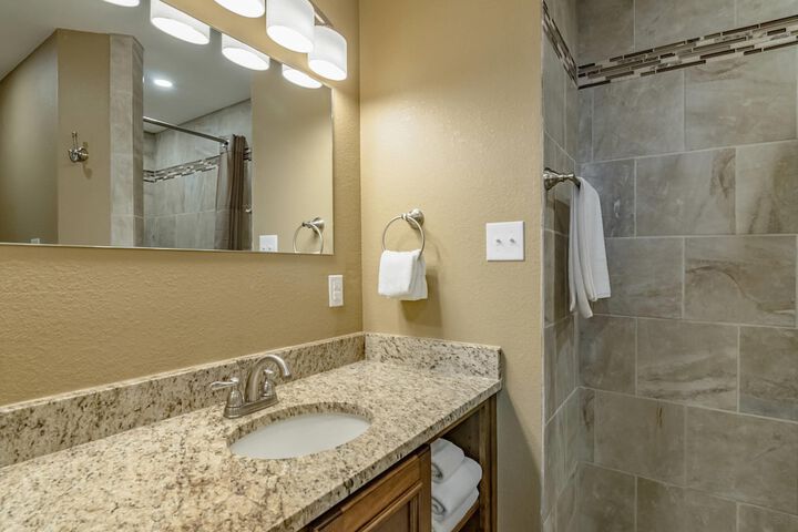 Hotel Bothwell Sedalia Central District an Ascend Collection Hotel