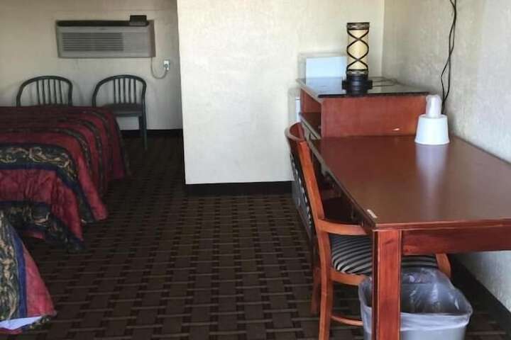 Room 11 of 51