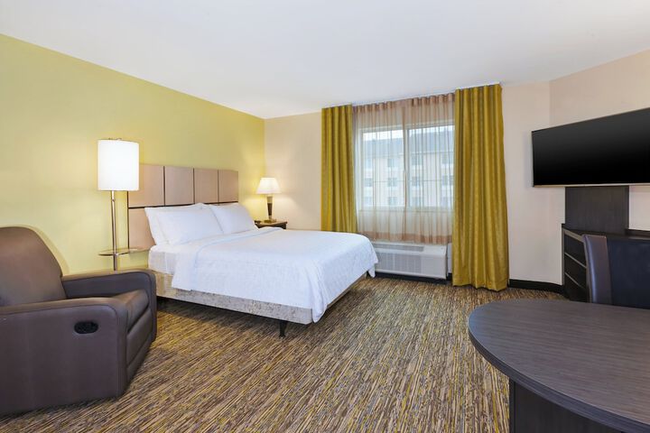 Room 34 of 41