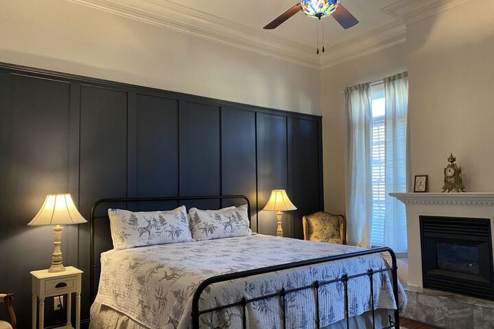 Whitestone Inn